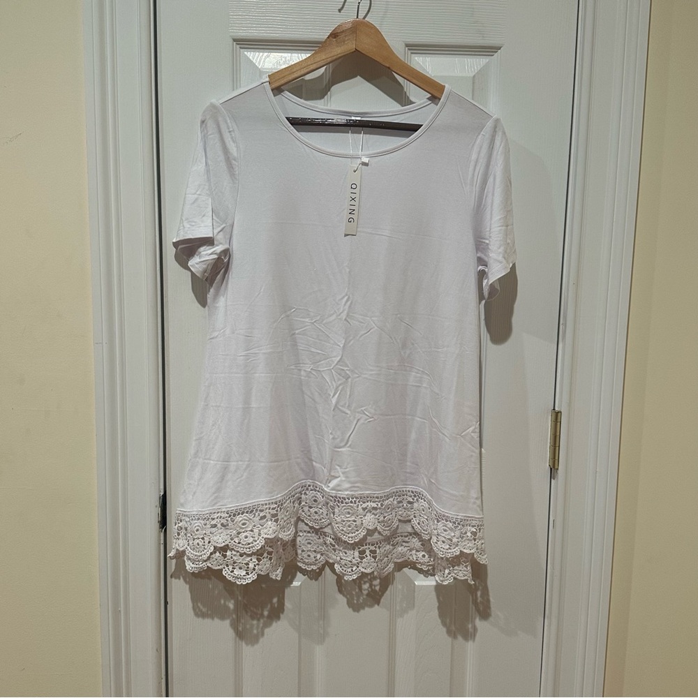 White Lace Hem Women's Top, Size Large